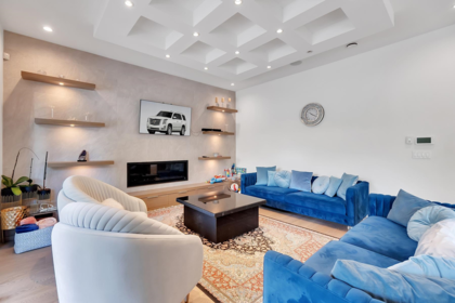 Office / Den Photo of 440 W Queens Road, North Vancouver, BC