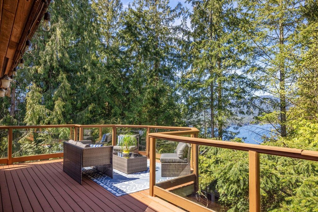 Family Room Photo of 5864 Skookumchuk Road, Sechelt, BC