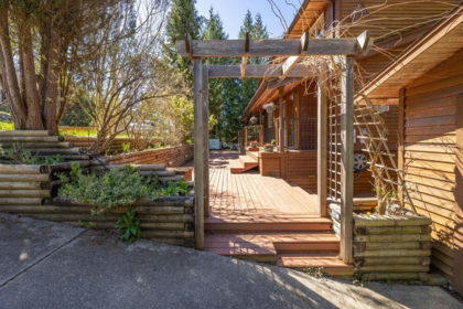 Breakfast Nook Photo of 5864 Skookumchuk Road, Sechelt, BC