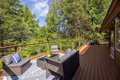 5864 Skookumchuk Road, Sechelt, BC, Sechelt — Single Family Residence for sale