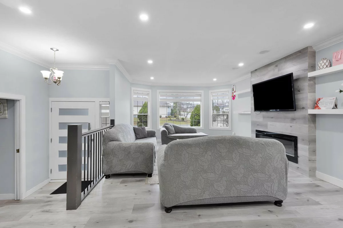 Breakfast Nook Photo of 32066 Sorrento Avenue, Abbotsford, BC