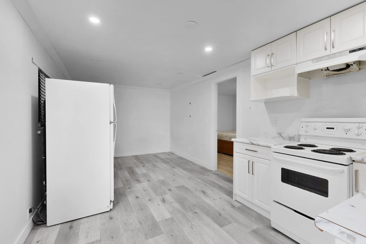 Mudroom Photo of 32066 Sorrento Avenue, Abbotsford, BC