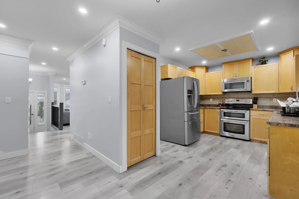 Pantry Photo of 32066 Sorrento Avenue, Abbotsford, BC