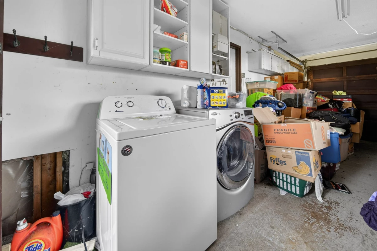 Basement Recreation Room Photo of 3190 Babich Street, Abbotsford, BC