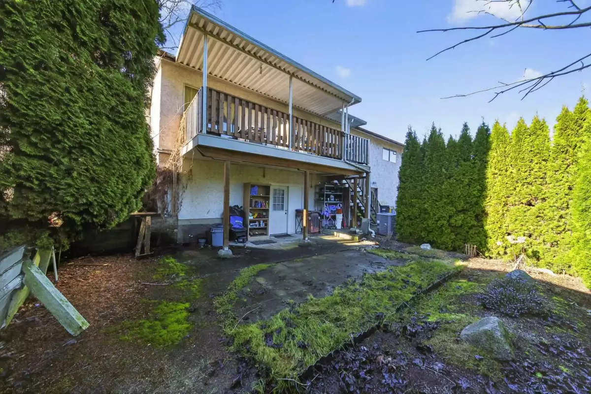 Front Yard Photo of 3190 Babich Street, Abbotsford, BC