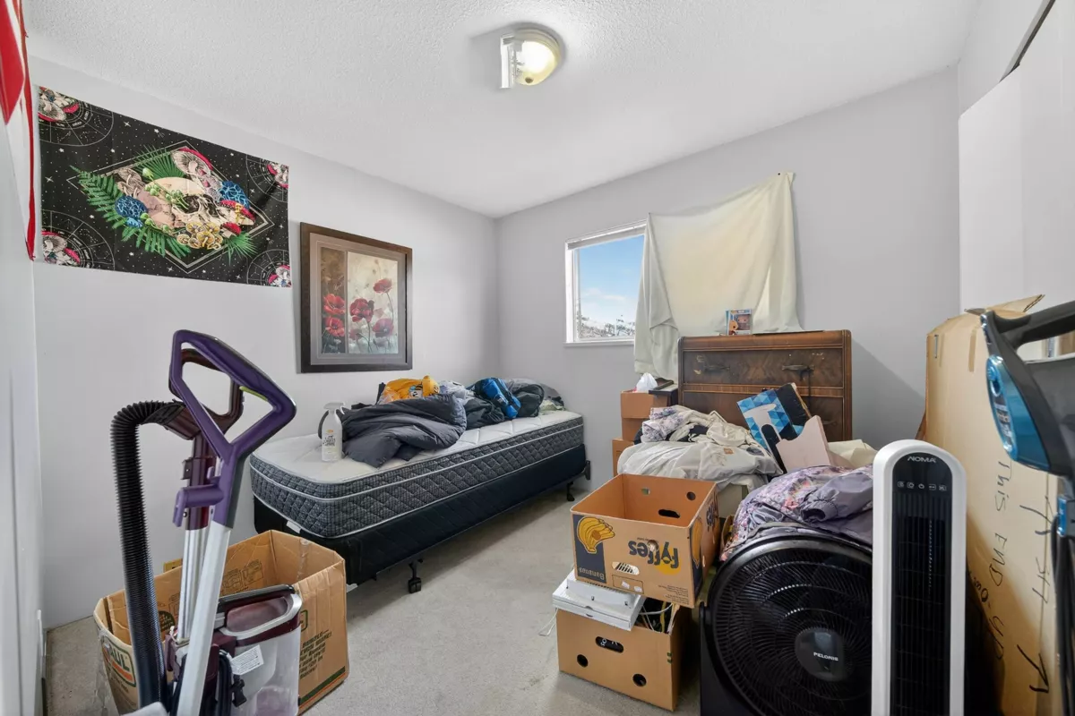 Guest Bathroom Photo of 3190 Babich Street, Abbotsford, BC