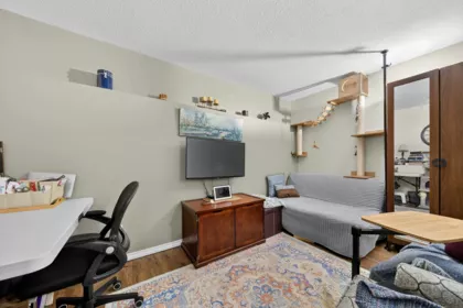 Entry Foyer Photo of 3190 Babich Street, Abbotsford, BC