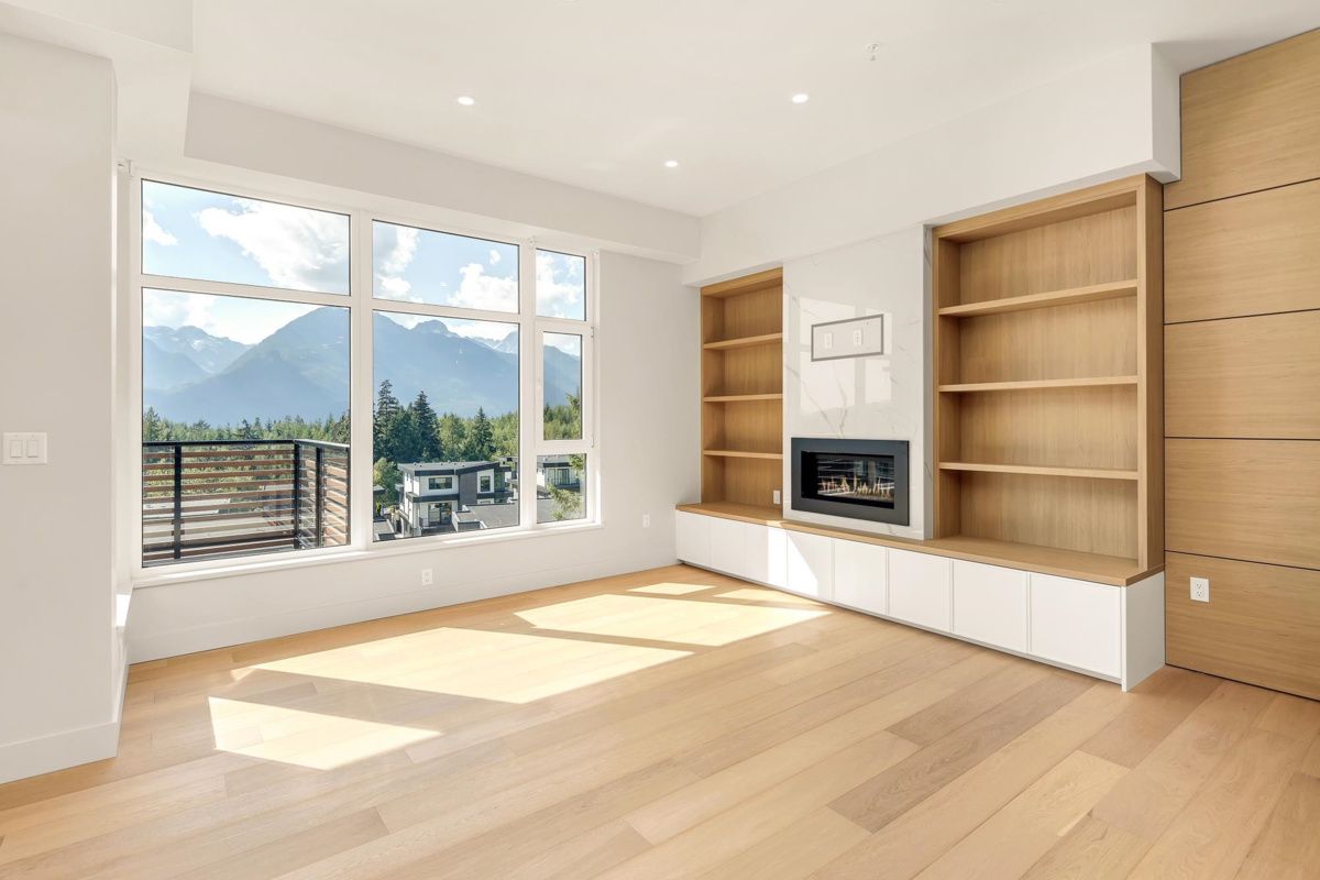 Living Room Photo of 15 3407 Mamquam Road, Squamish, BC