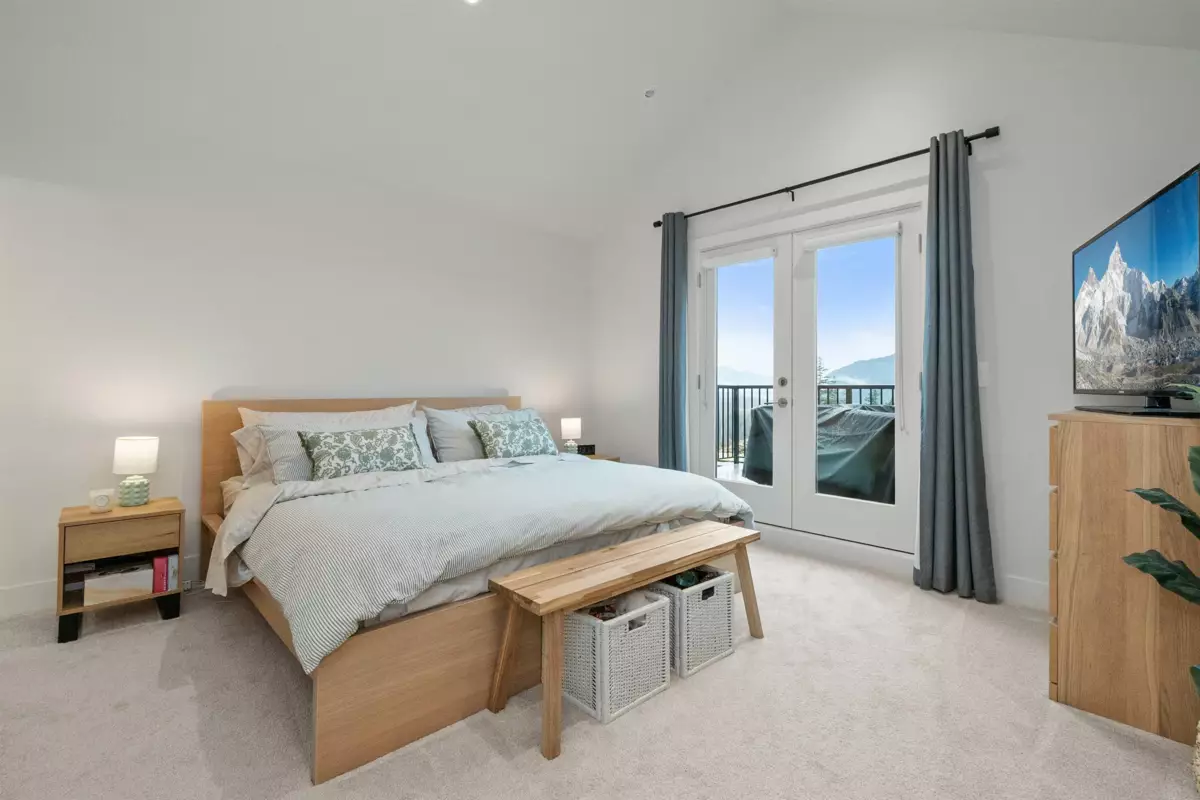 Hallway Photo of 38 1928 Woodside Boulevard, Agassiz, BC