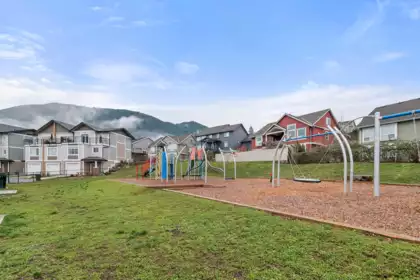 Hot Tub / Spa Photo of 38 1928 Woodside Boulevard, Agassiz, BC