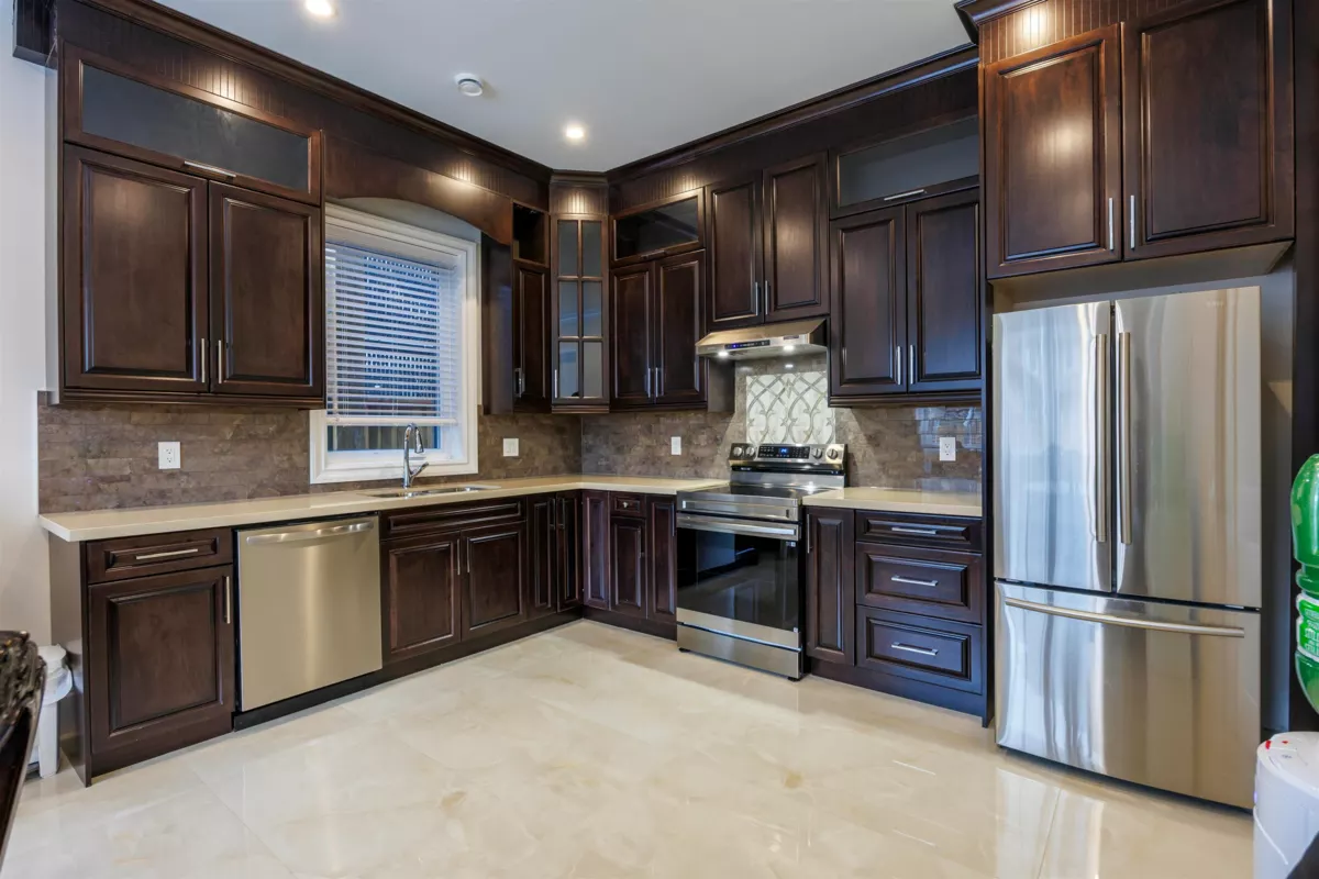 Garage Interior Photo of 9480 Patterson Road, Richmond, BC