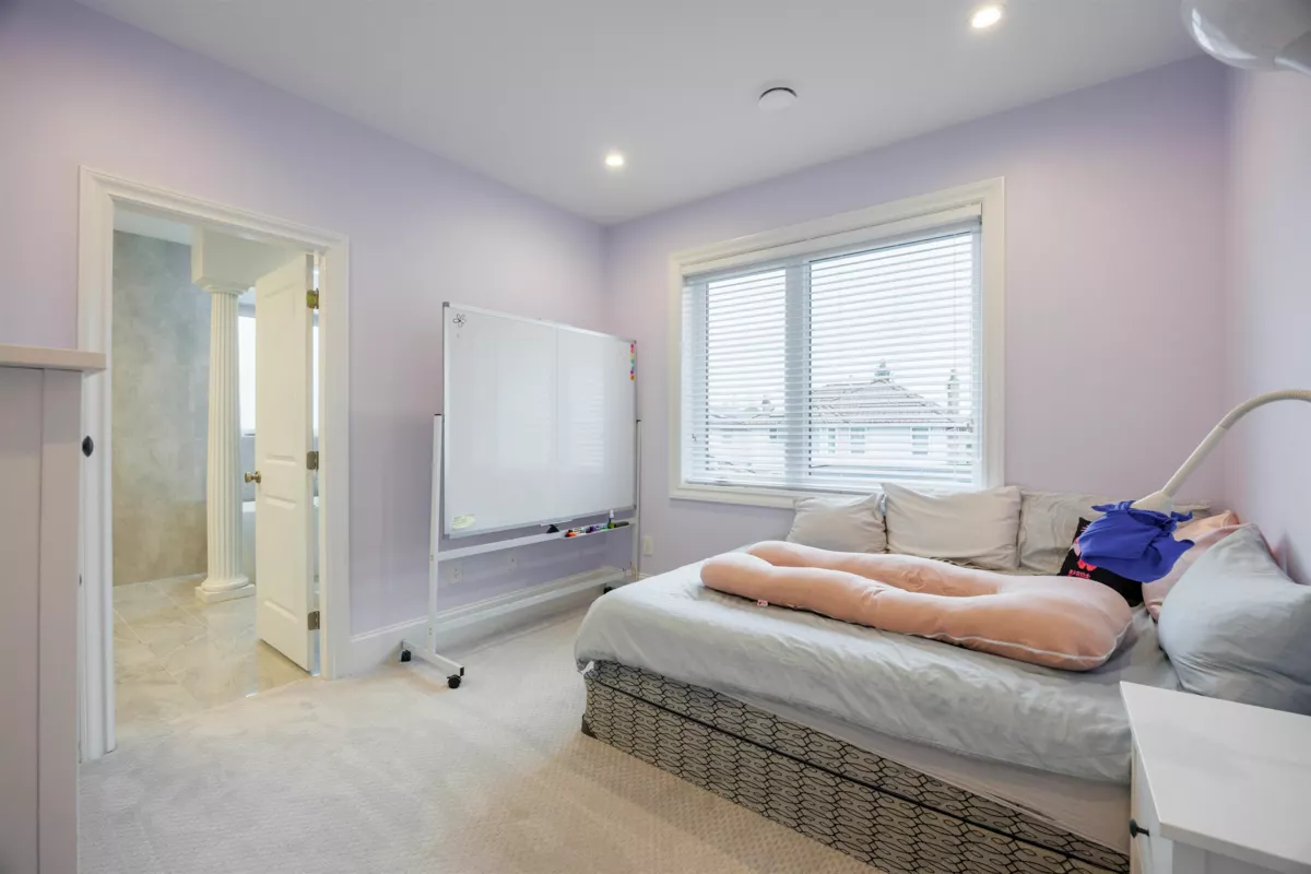 Hot Tub / Spa Photo of 9480 Patterson Road, Richmond, BC