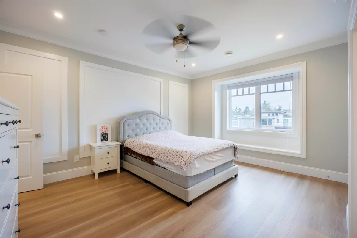 Powder Room Photo of 9480 Patterson Road, Richmond, BC