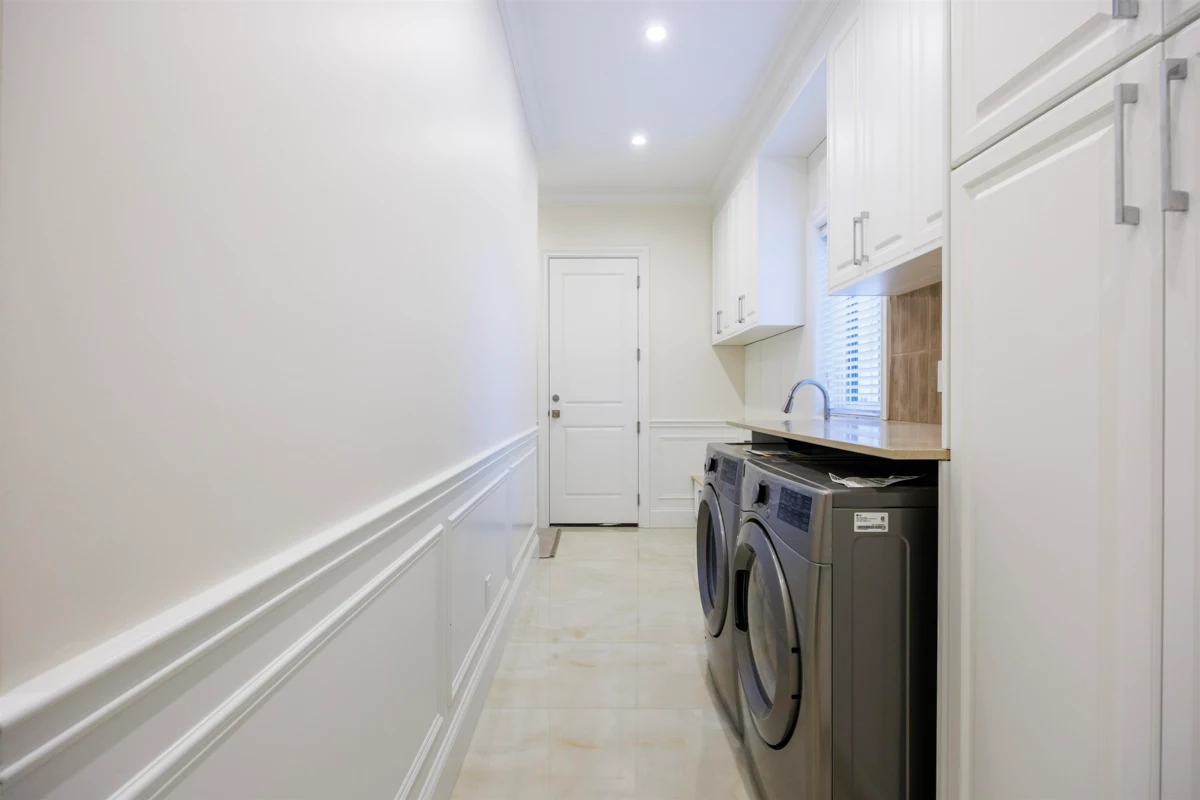 Staircase Photo of 9480 Patterson Road, Richmond, BC