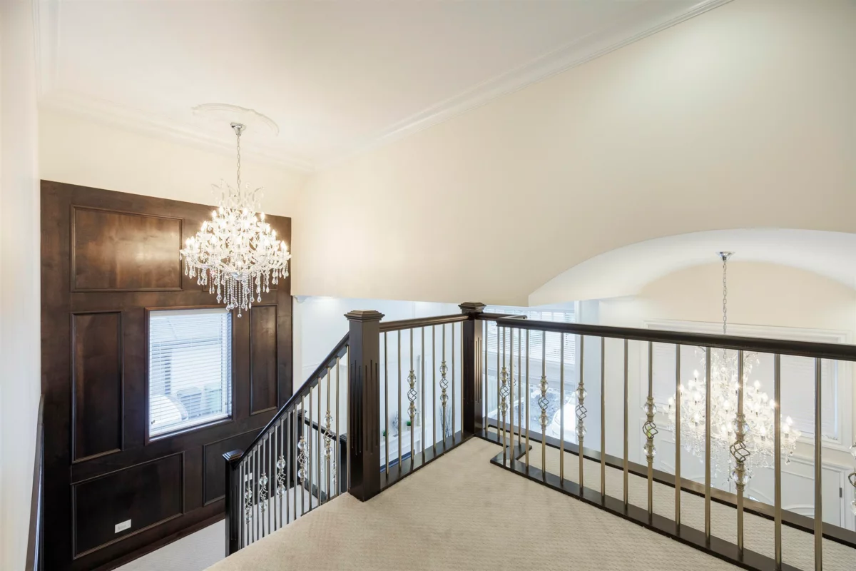 Walk-In Closet Photo of 9480 Patterson Road, Richmond, BC