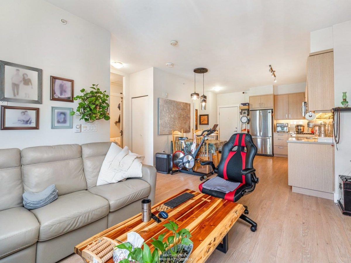 Bedroom 2 Photo of PH-08 1306 Fifth Avenue, New Westminster, BC