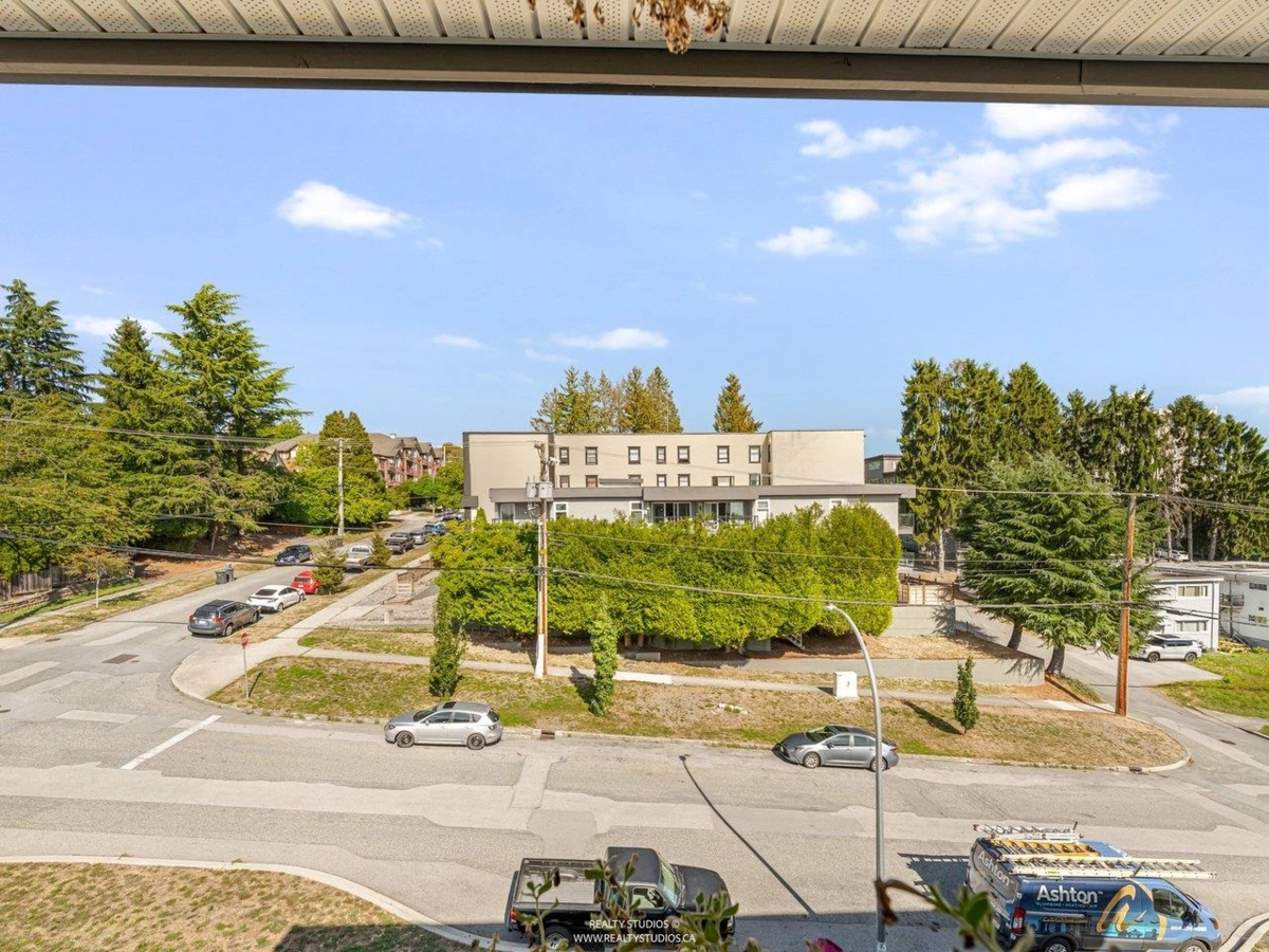 Garage Interior Photo of PH-08 1306 Fifth Avenue, New Westminster, BC