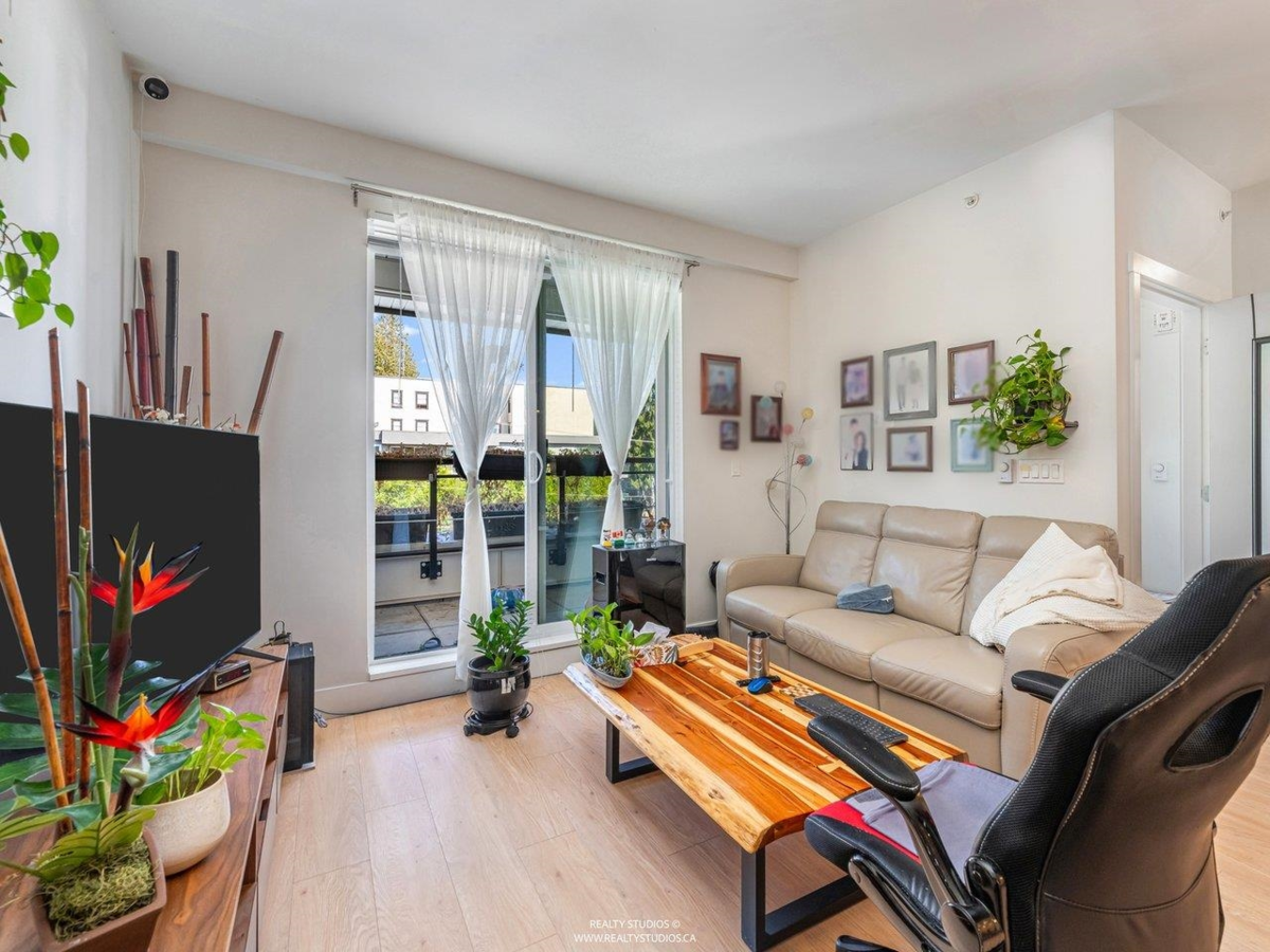 Primary Bedroom Photo of PH-08 1306 Fifth Avenue, New Westminster, BC