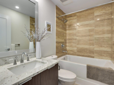 Primary Bathroom Photo of 2 3328 Carscallen Road, Richmond, BC