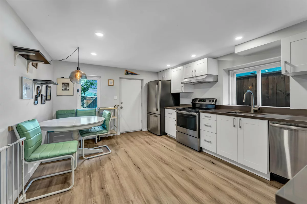 Basement Recreation Room Photo of 2925 Mcgill Street, Vancouver, BC