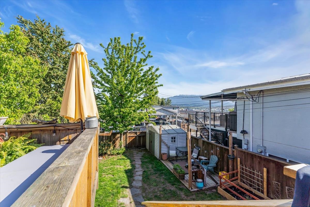 Guest Bathroom Photo of 2925 Mcgill Street, Vancouver, BC