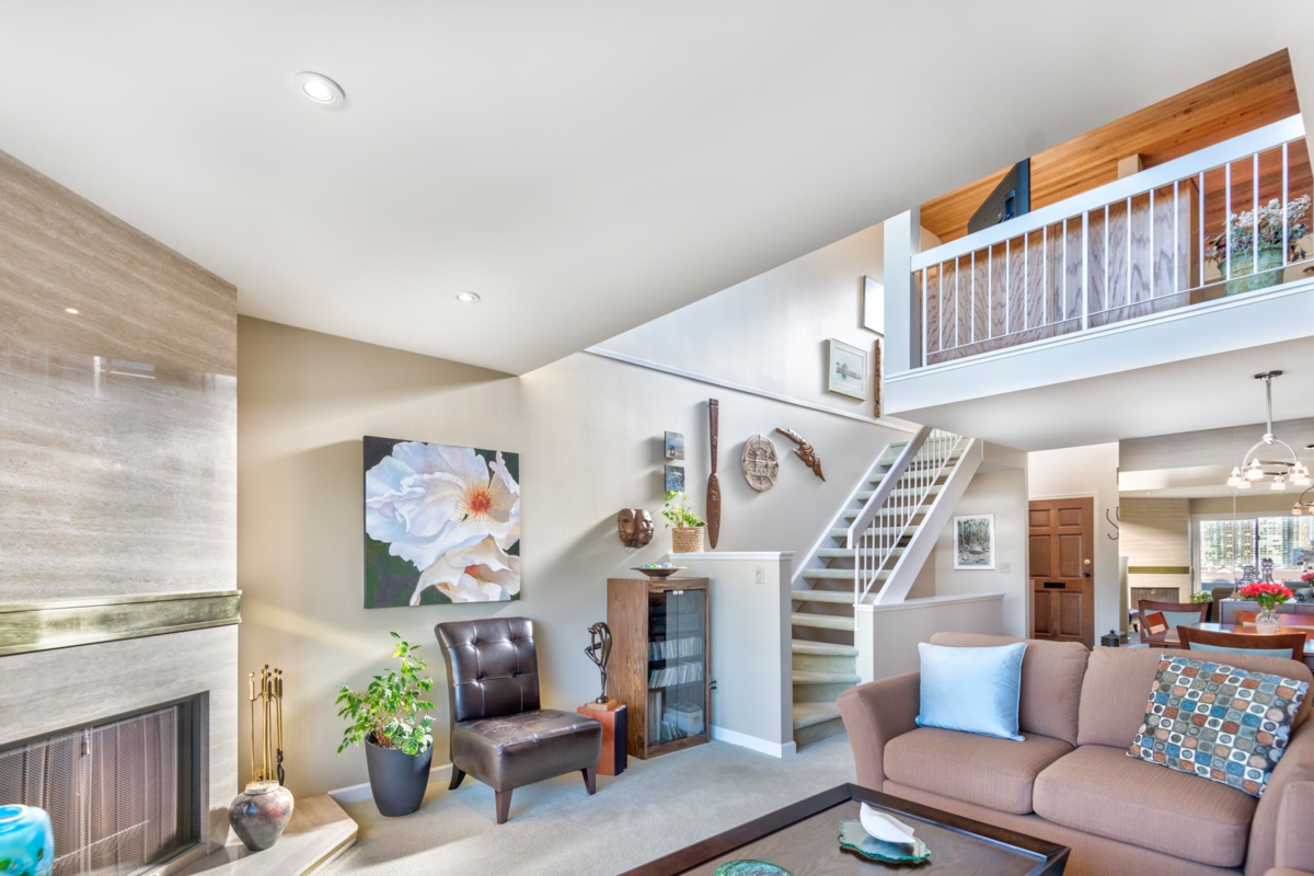 Breakfast Nook Photo of 2266 Alder Street, Vancouver, BC
