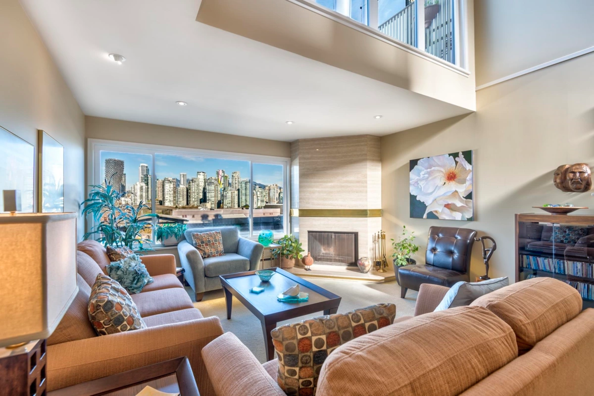 Kitchen Photo of 2266 Alder Street, Vancouver, BC