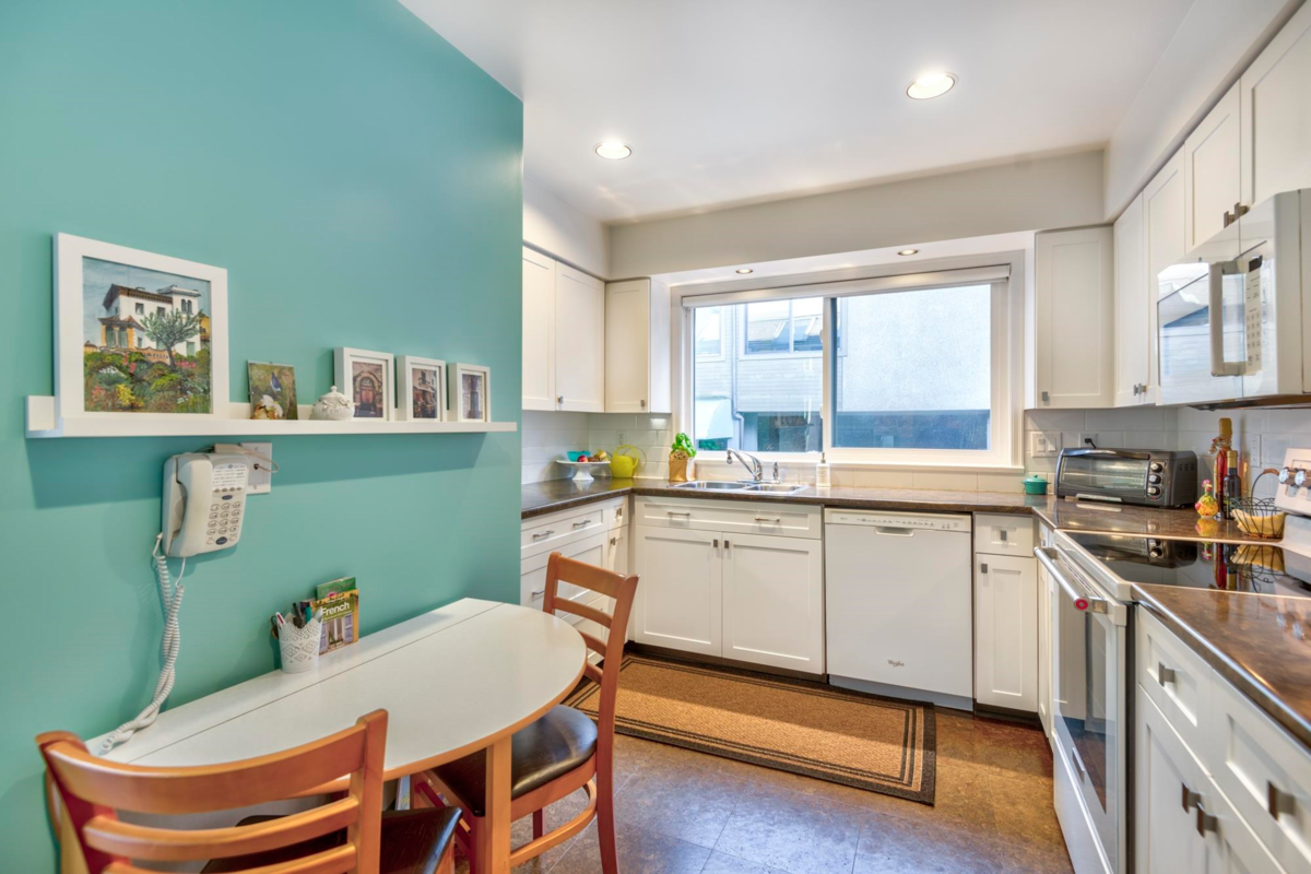 Mudroom Photo of 2266 Alder Street, Vancouver, BC