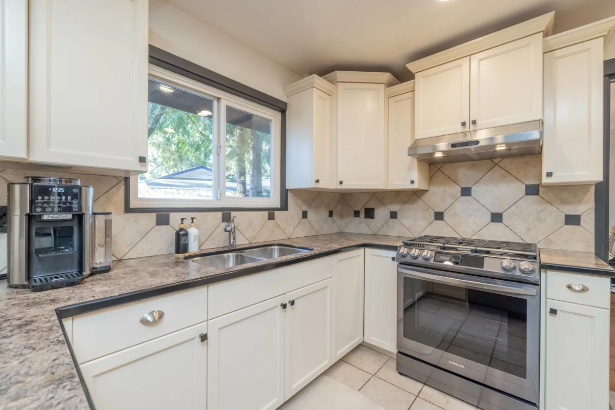 Bedroom 4 Photo of 4671 197a Street, Langley, BC