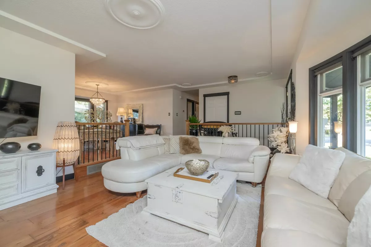 Breakfast Nook Photo of 4671 197a Street, Langley, BC