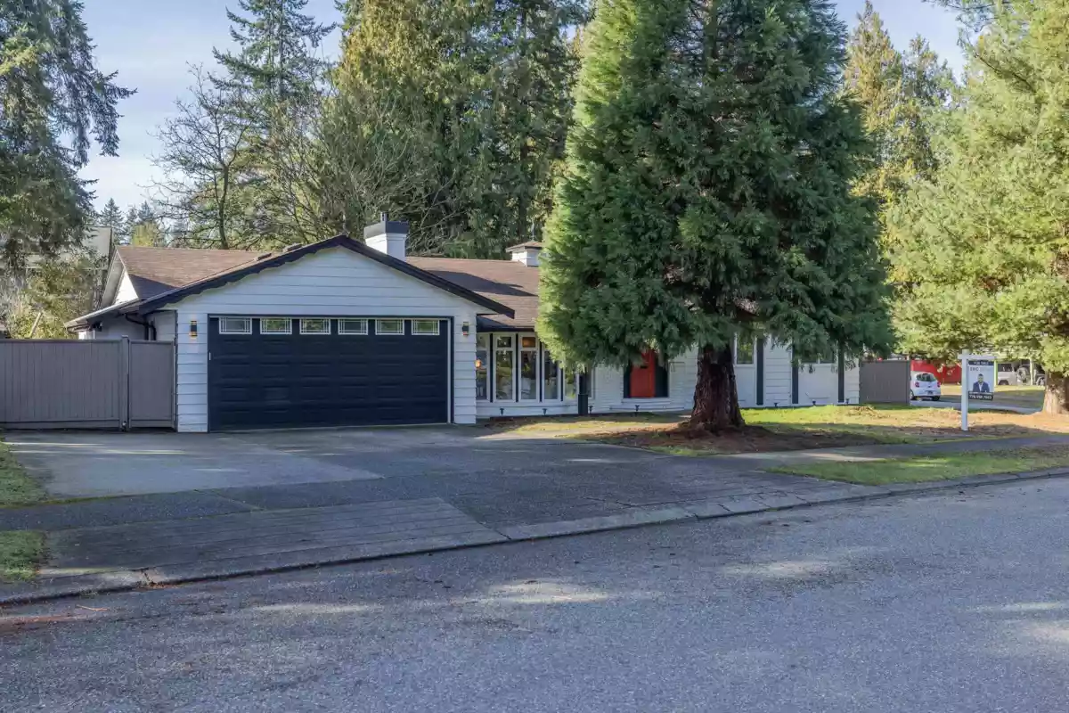 Hot Tub / Spa Photo of 4671 197a Street, Langley, BC