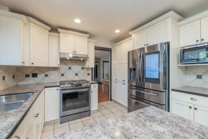Guest Bathroom Photo of 4671 197a Street, Langley, BC