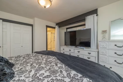 Laundry Room Photo of 4671 197a Street, Langley, BC