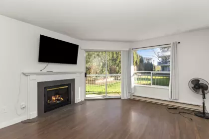 Primary Bedroom Photo of 119 1755 Salton Road, Abbotsford, BC