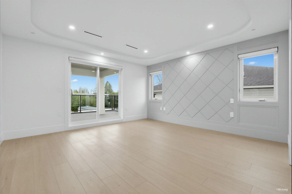 Staircase Photo of 5184 57th Street, Delta, BC