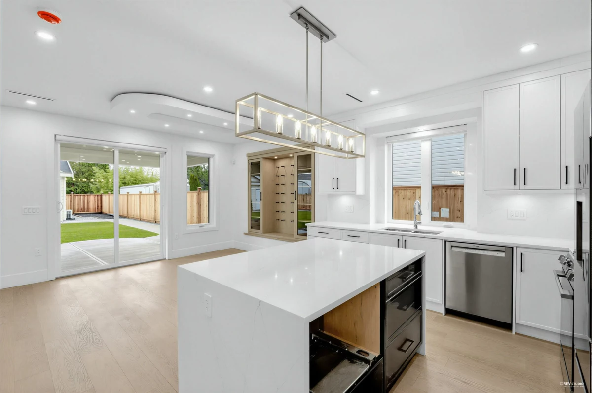 Walk-In Closet Photo of 5184 57th Street, Delta, BC