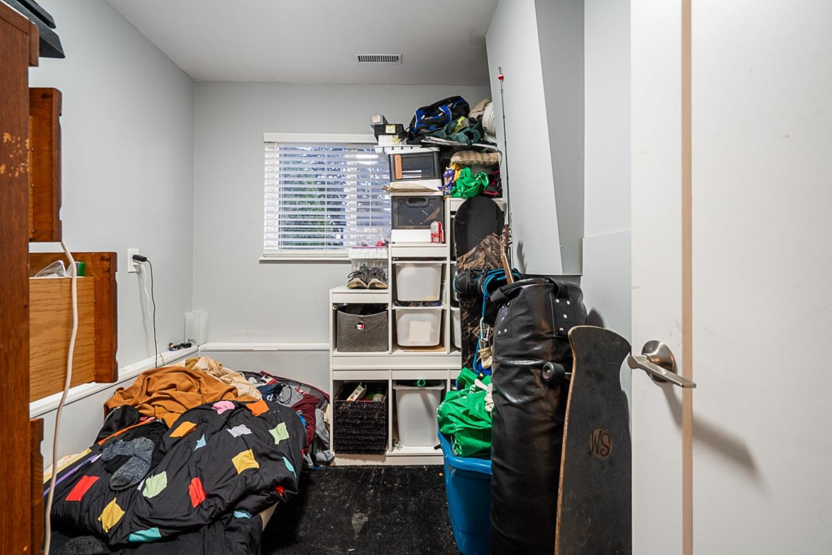 Garage Interior Photo of 26877 33 Avenue, Langley, BC