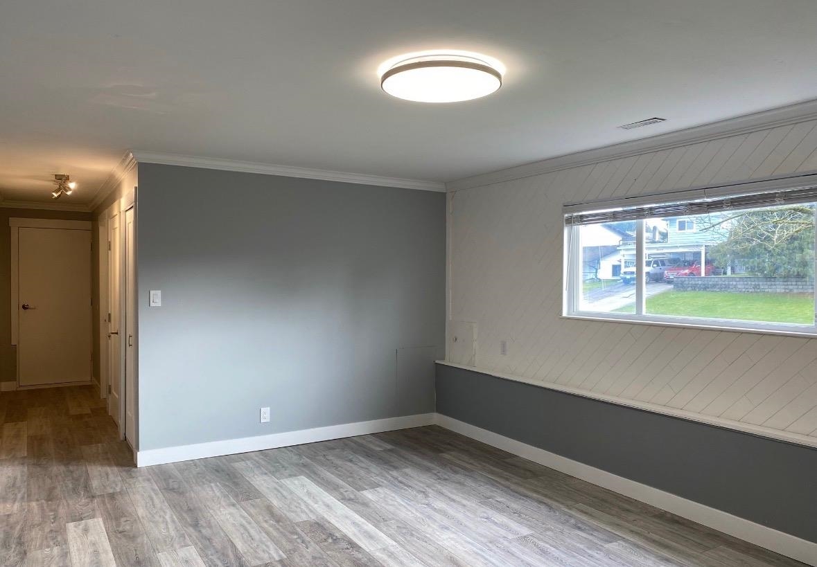 Laundry Room Photo of 26877 33 Avenue, Langley, BC