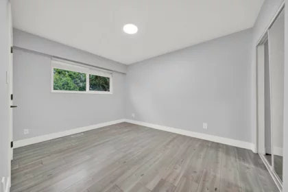 Powder Room Photo of 1752 55 Street, Tsawwassen, BC