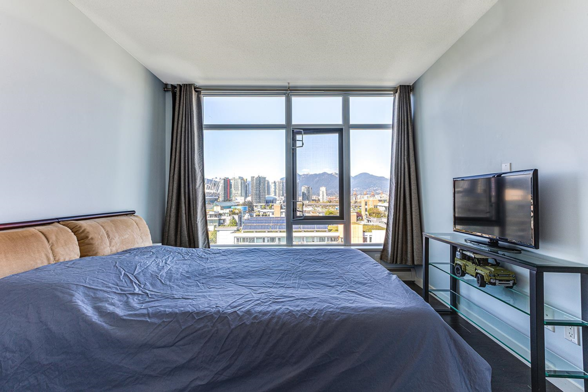 Breakfast Nook Photo of 1404 138 W 1st Avenue, Vancouver, BC