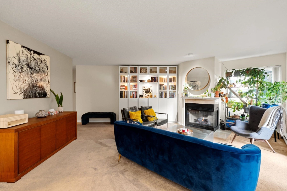 Kitchen Photo of 107B 1210 Quayside Drive, New Westminster, BC