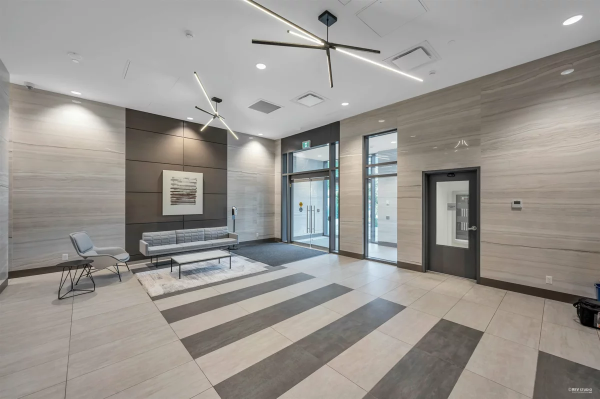 Exterior Rear Photo of 1008 1210 E 27th Street, North Vancouver, BC