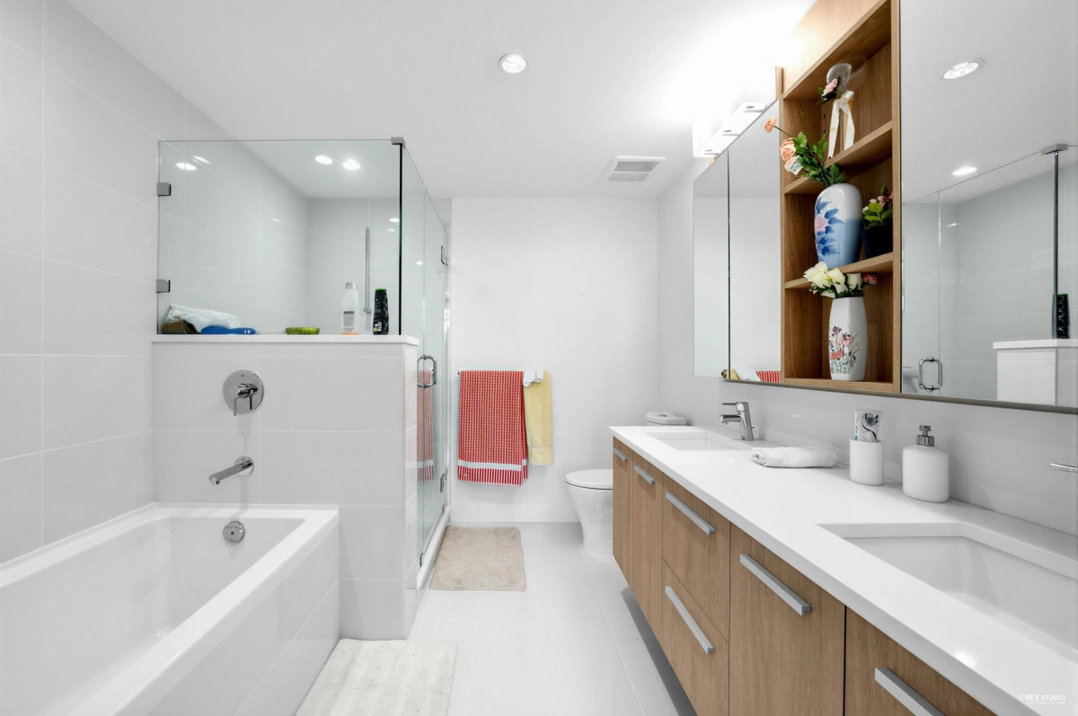 Powder Room Photo of 1008 1210 E 27th Street, North Vancouver, BC