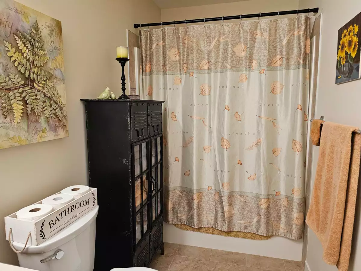 Powder Room Photo of 404 5631 Inlet Avenue, Sechelt, BC