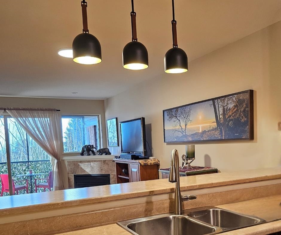 Staircase Photo of 404 5631 Inlet Avenue, Sechelt, BC