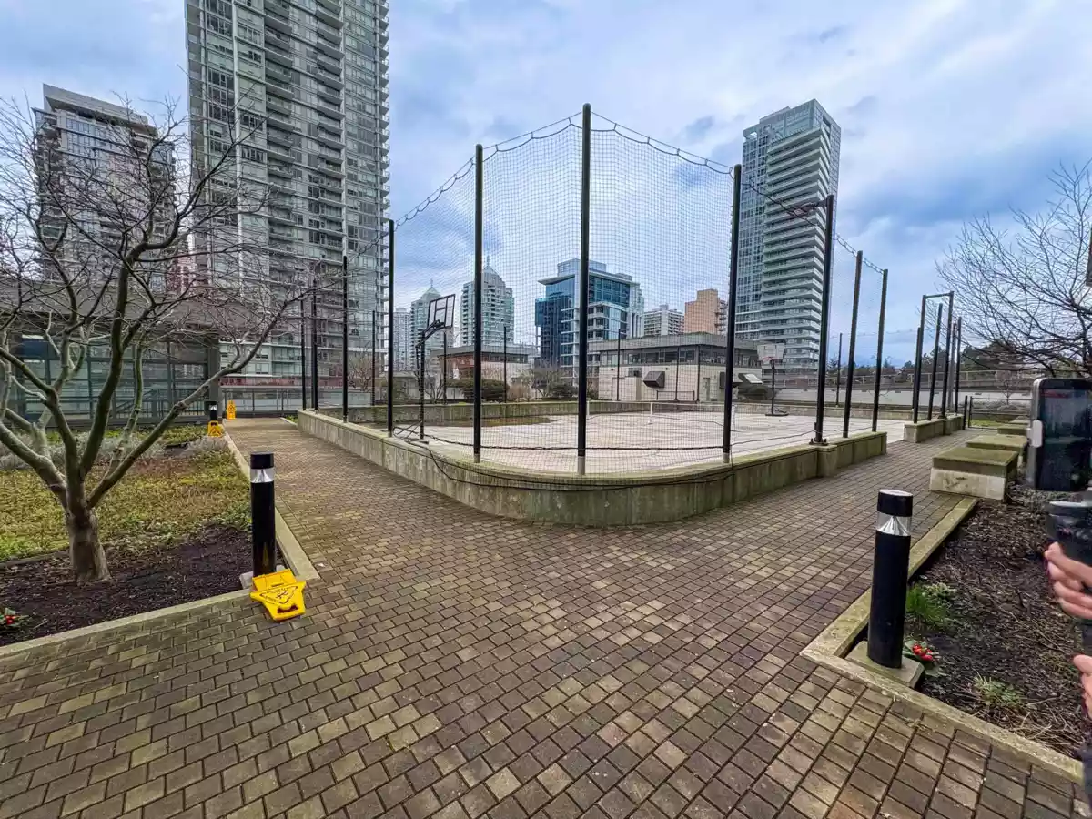 Front Yard Photo of 2906 4485 Skyline Drive, Burnaby, BC