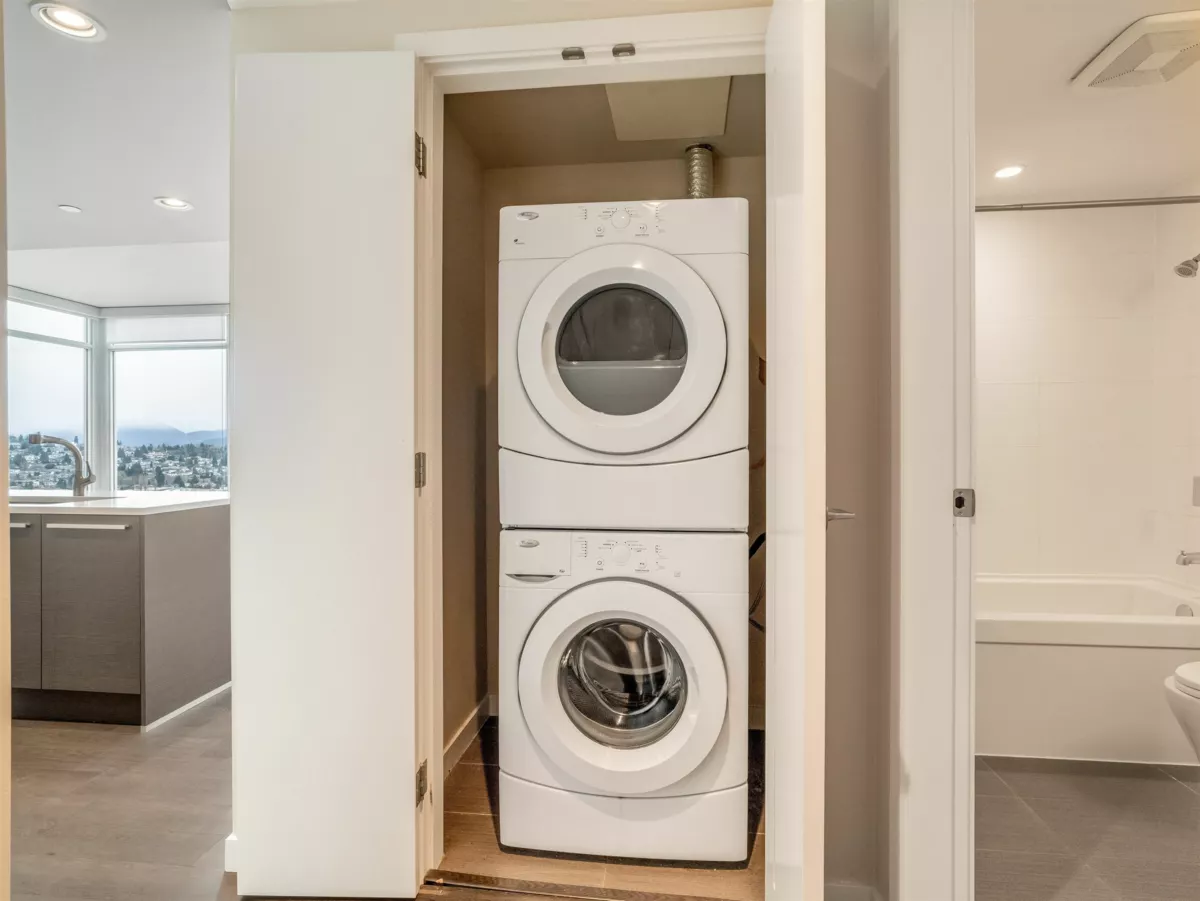 Neighborhood Park Photo Near 2906 4485 Skyline Drive, Burnaby, BC