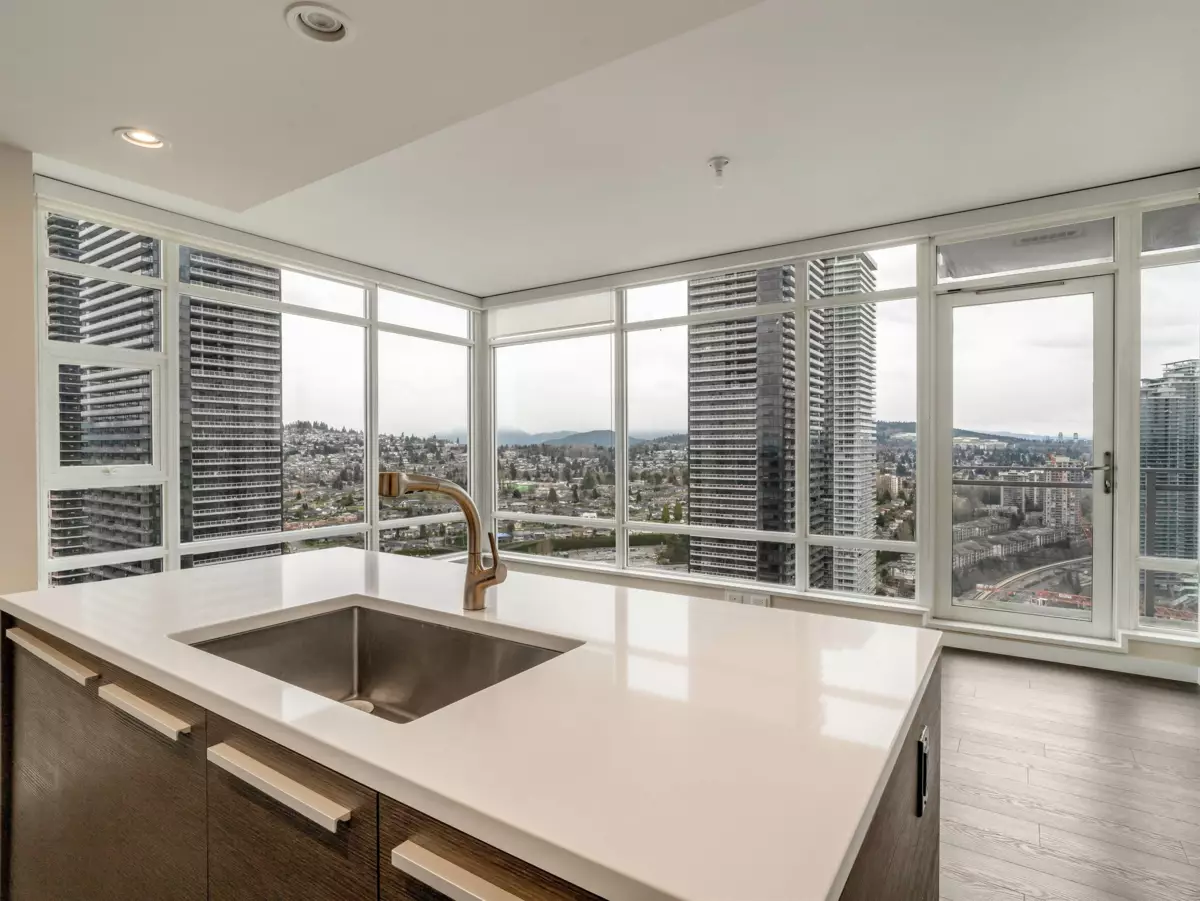 Primary Bathroom Photo of 2906 4485 Skyline Drive, Burnaby, BC