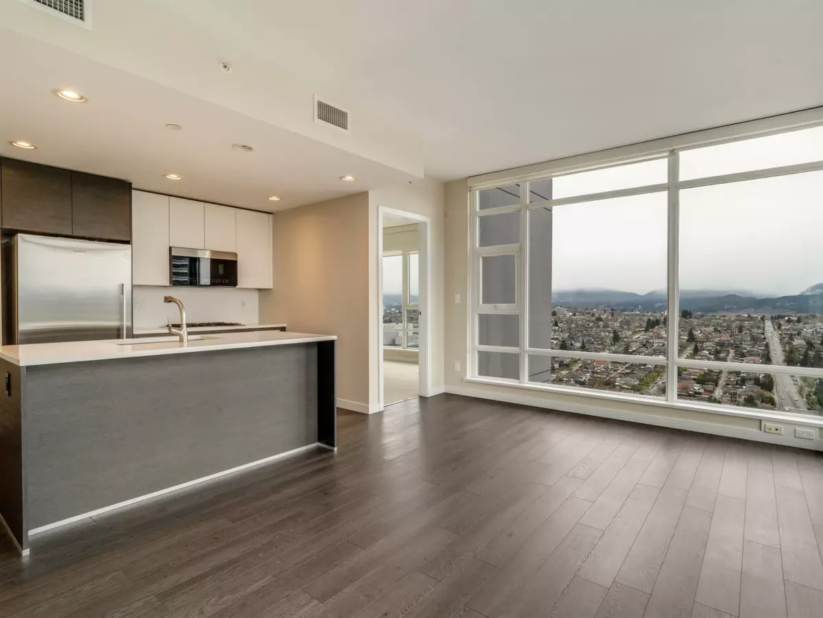 Walk-In Closet Photo of 2906 4485 Skyline Drive, Burnaby, BC