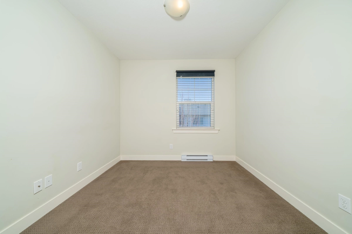 Backyard Photo of 39 2469 164 Street, Surrey, BC